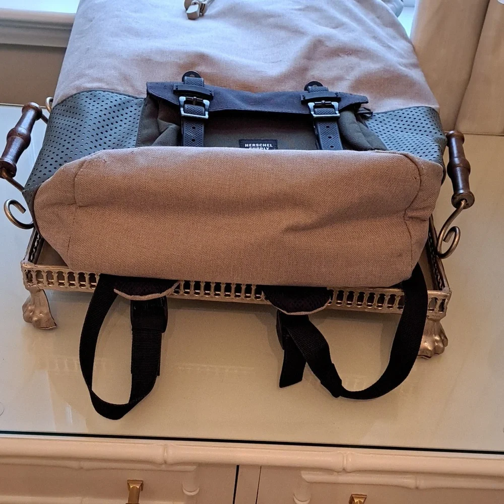 Herschel Supply Company trending brand